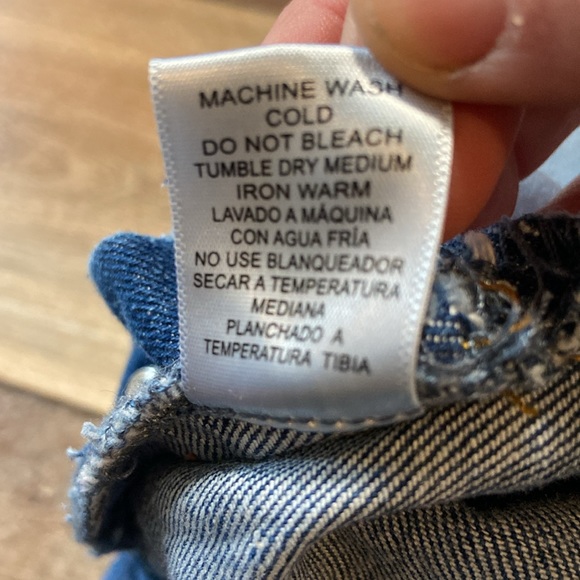 Love Tree Denim Distressed Overalls Size Small - Picture 5 of 8